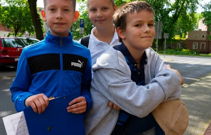 Uczniowie w trakcie gry