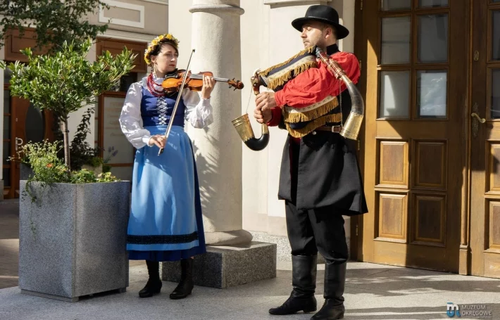 Muzycy w trakcie występu